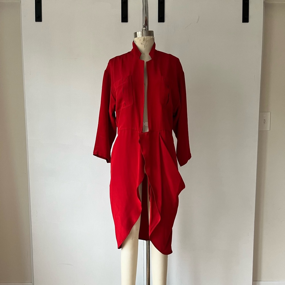 UNMARKED PROTO / BILLY REID • 6-PLY SILK ROBE / VIBRANT READ • SAMPLE SIZE 4/6